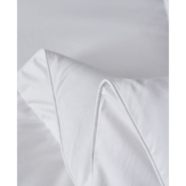 Twin All-Season White Goose Feather & Down Comforter